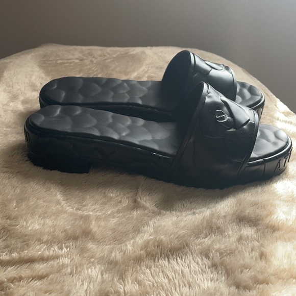 NWT Valentino Slides - Picture 6 of 10
